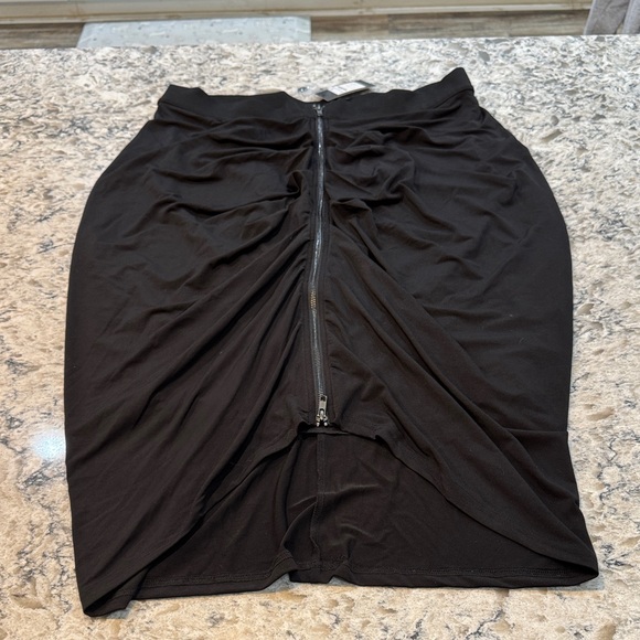 City Chic | Ruched Zip Up Draped Skirt in Black Size M Medium 18 - Picture 2 of 15